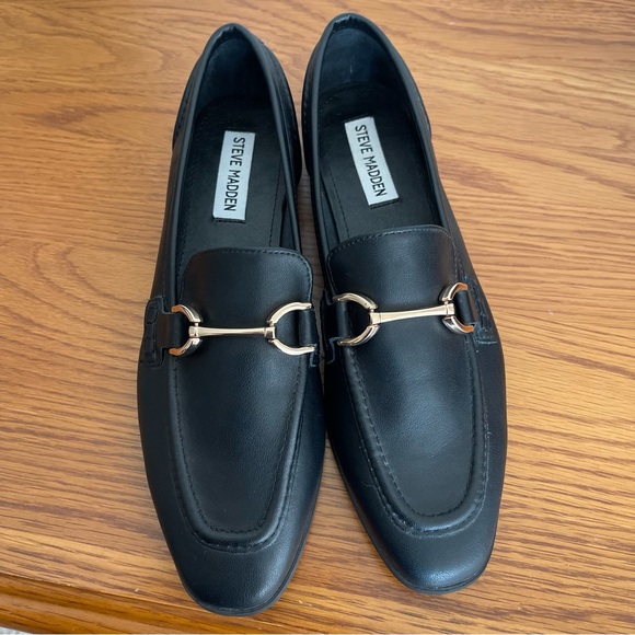Steve Madden Carrine Black Leather Loafers Size 8.5 - Picture 1 of 13